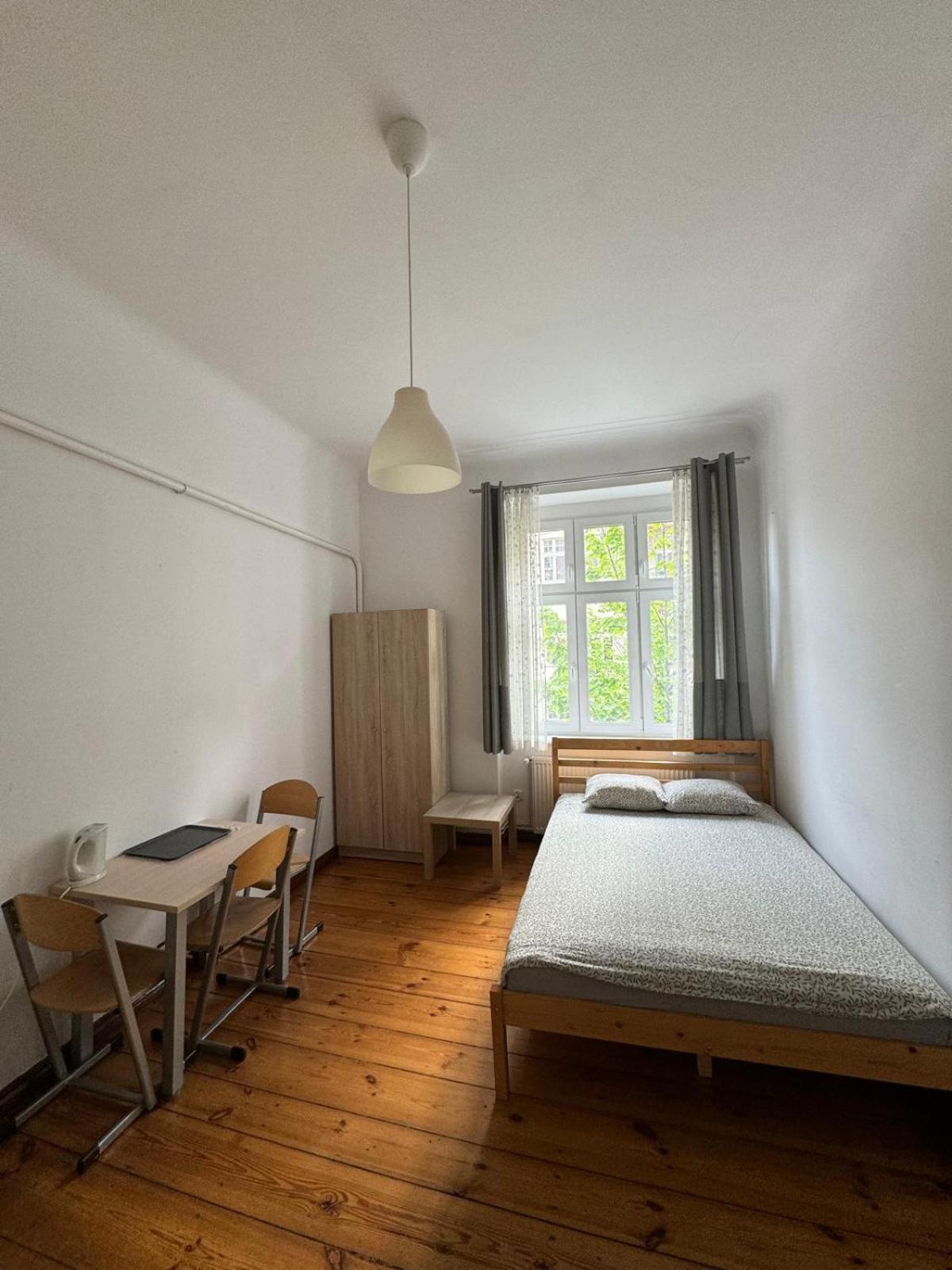Albergue Lilia House Poznan Exterior foto