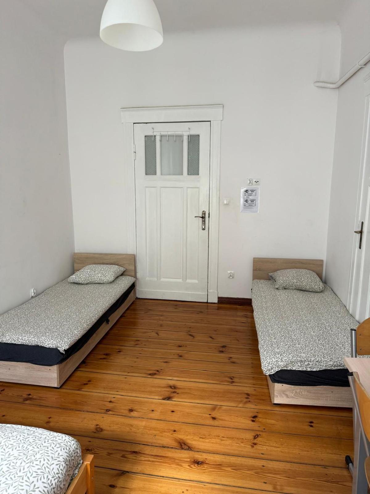 Albergue Lilia House Poznan Exterior foto