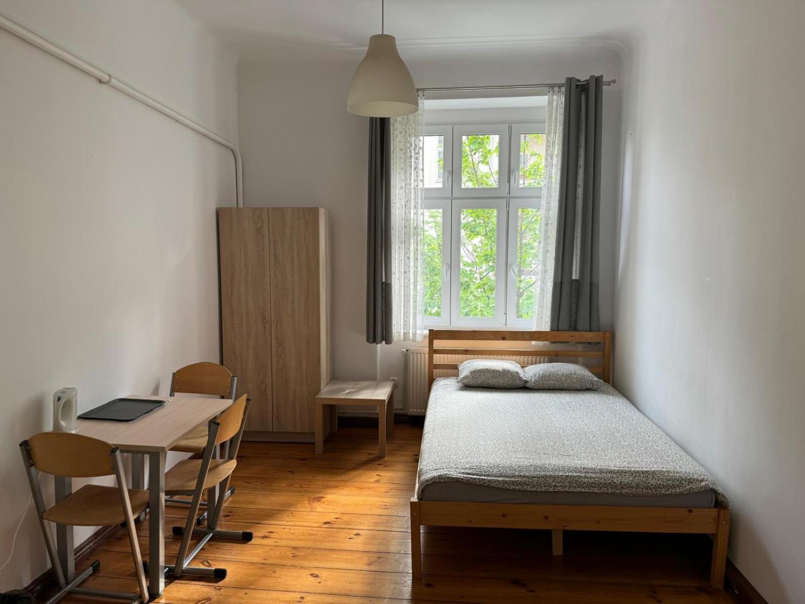 Albergue Lilia House Poznan Exterior foto