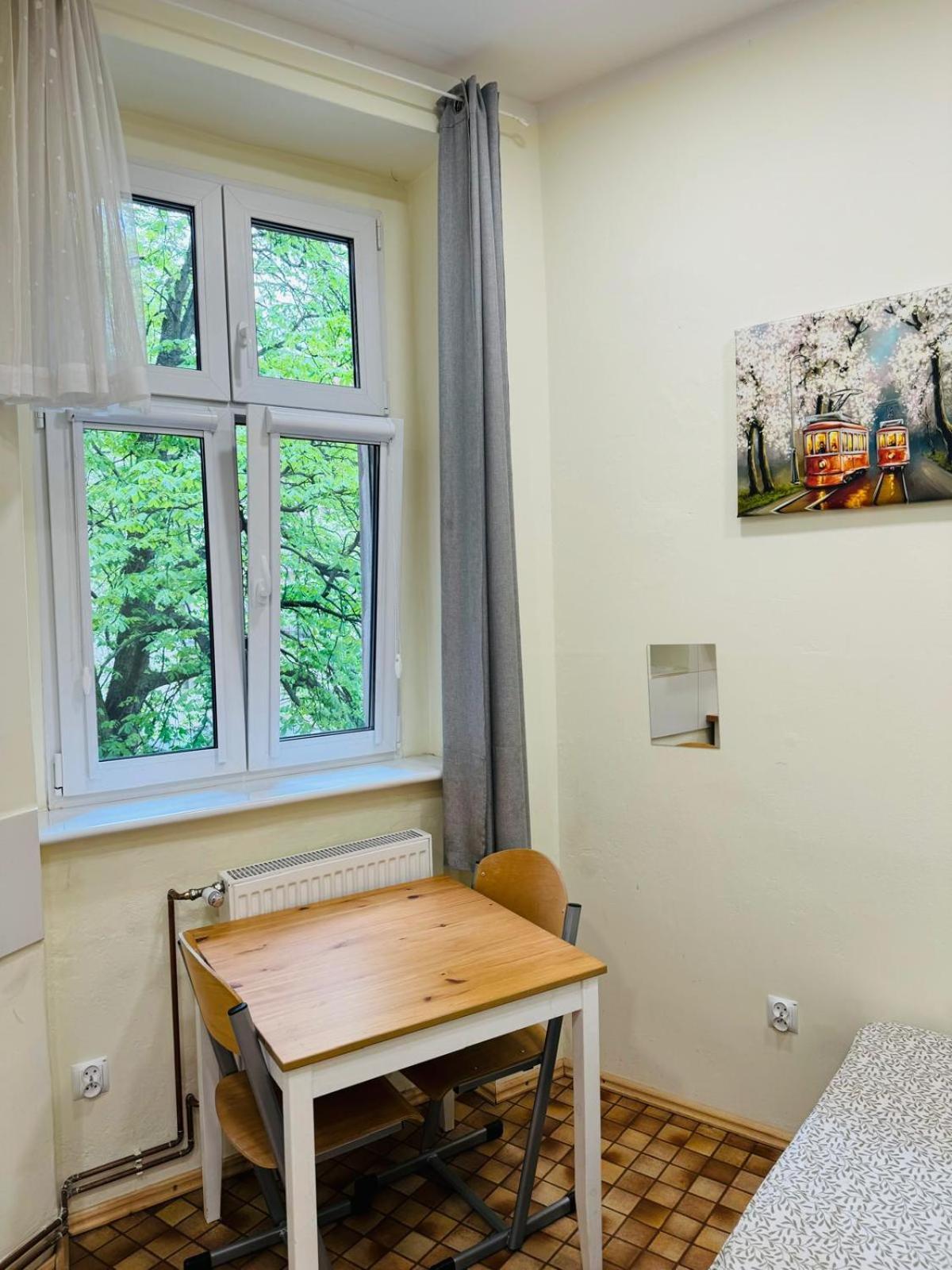 Albergue Lilia House Poznan Exterior foto