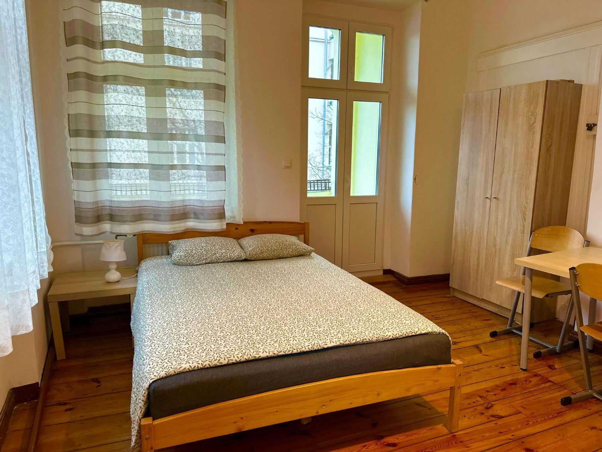 Albergue Lilia House Poznan Exterior foto