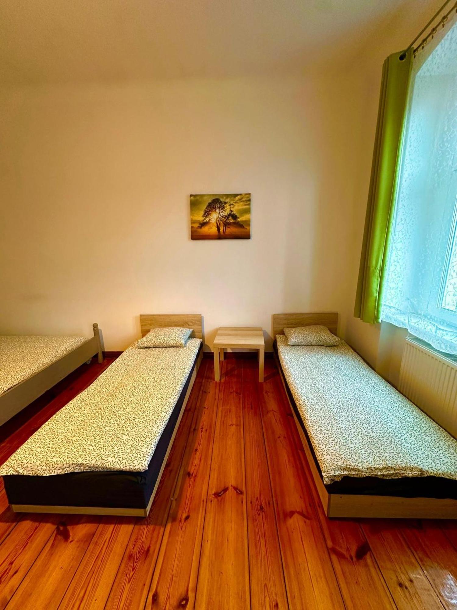 Albergue Lilia House Poznan Exterior foto